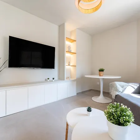 Apartment Trinidad By Carohomes *