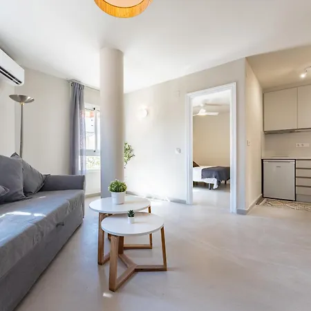 Trinidad By Carohomes * Malaga